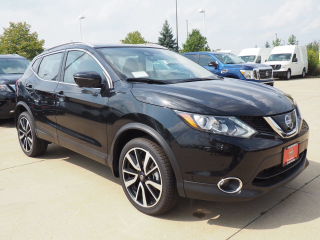 New 2019 Nissan Rogue Sport Sl With Navigation Awd